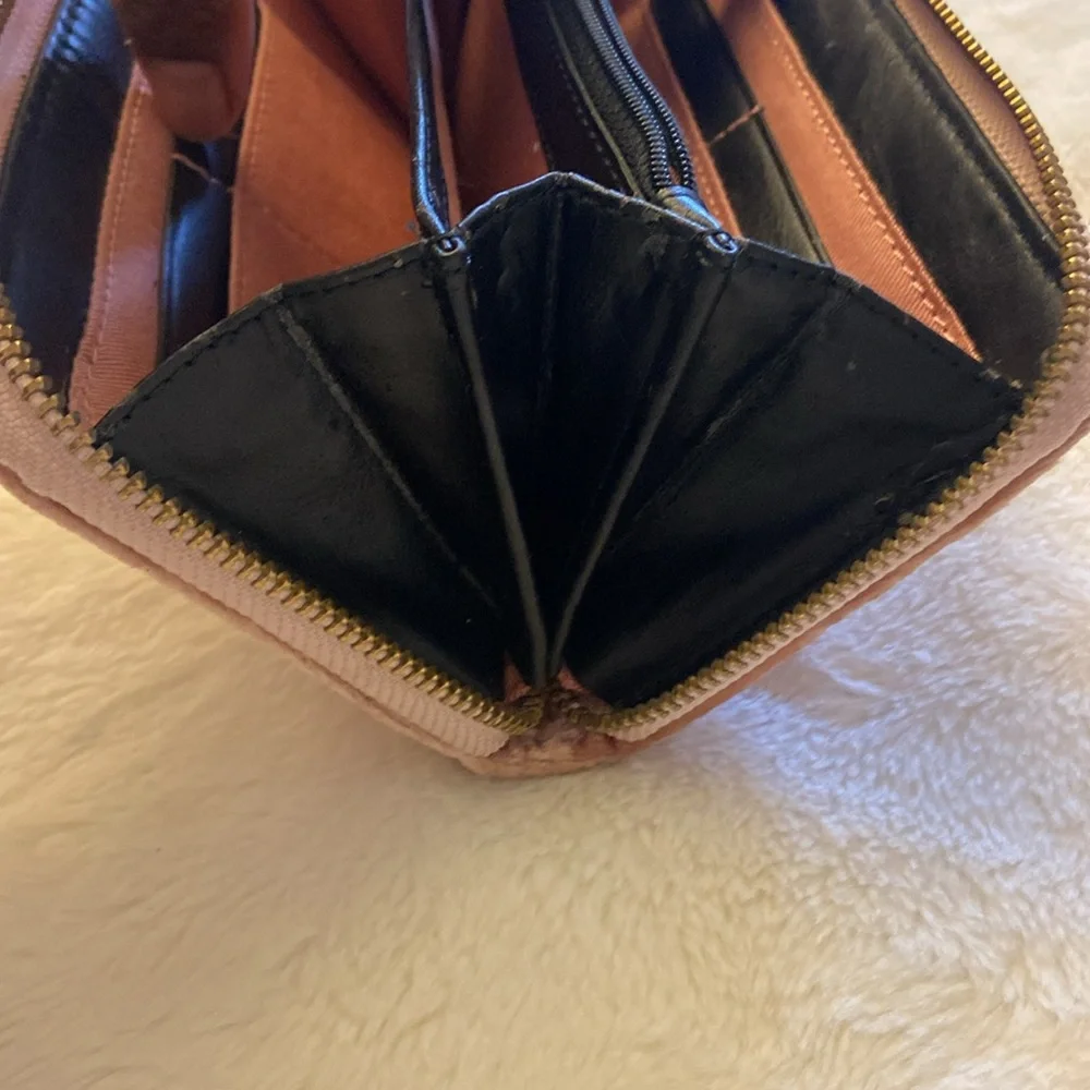 Juicy Couture Y2K Pink Bow Velour Quilted wallet